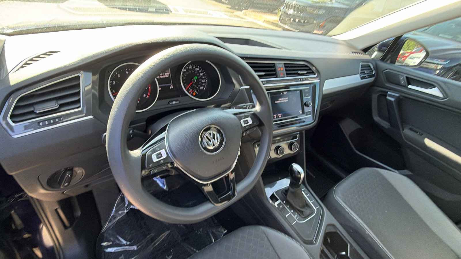 Used 2021 Volkswagen Tiguan S FWD image 26