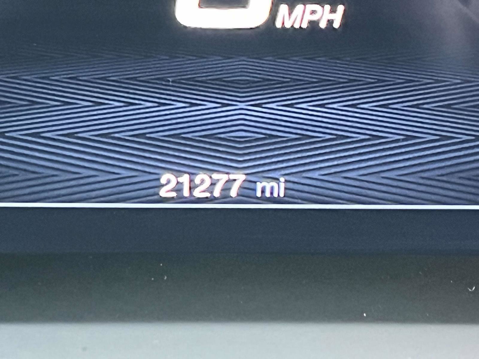 Used 2024 Alfa Romeo Giulia Veloce image 27