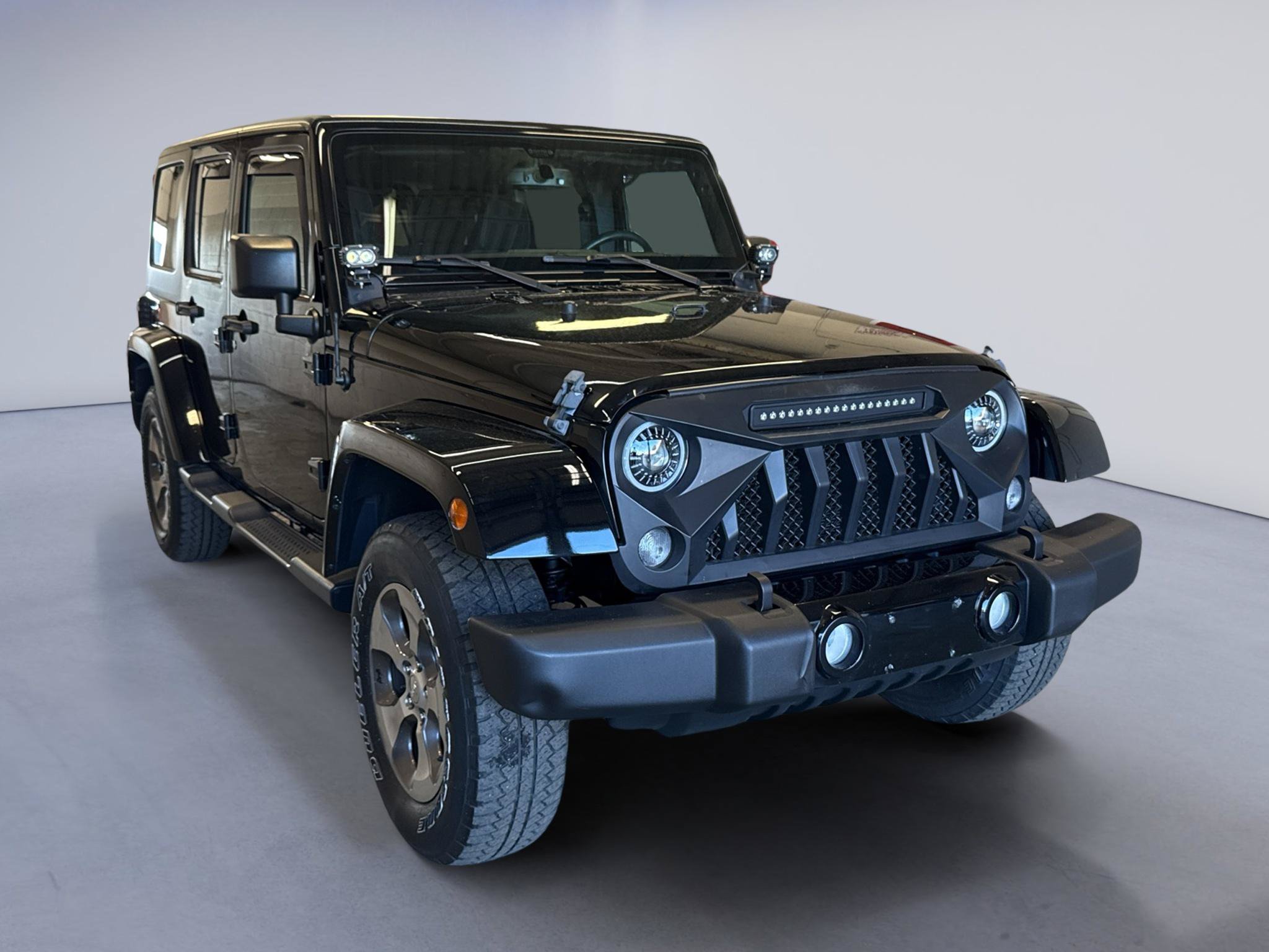 Used 2016 Jeep Wrangler Unlimited Sahara w/ Dual Top Group