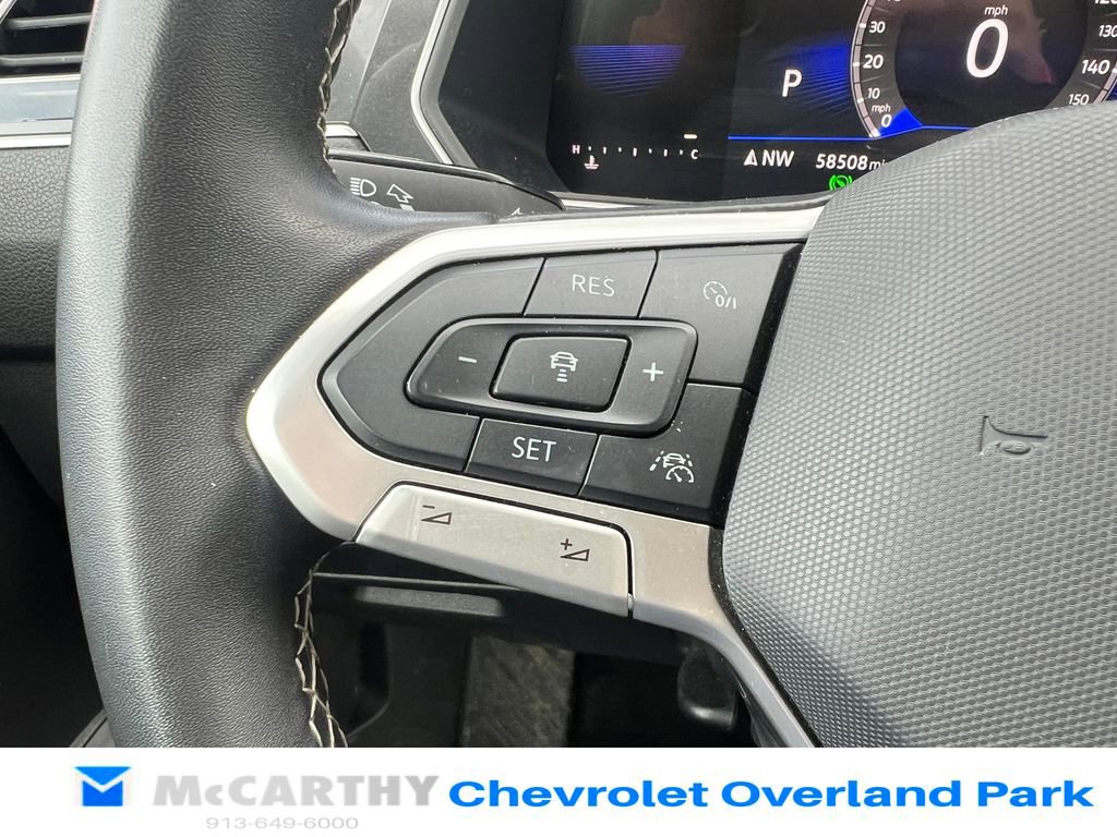 Used 2024 Volkswagen Tiguan SE image 11