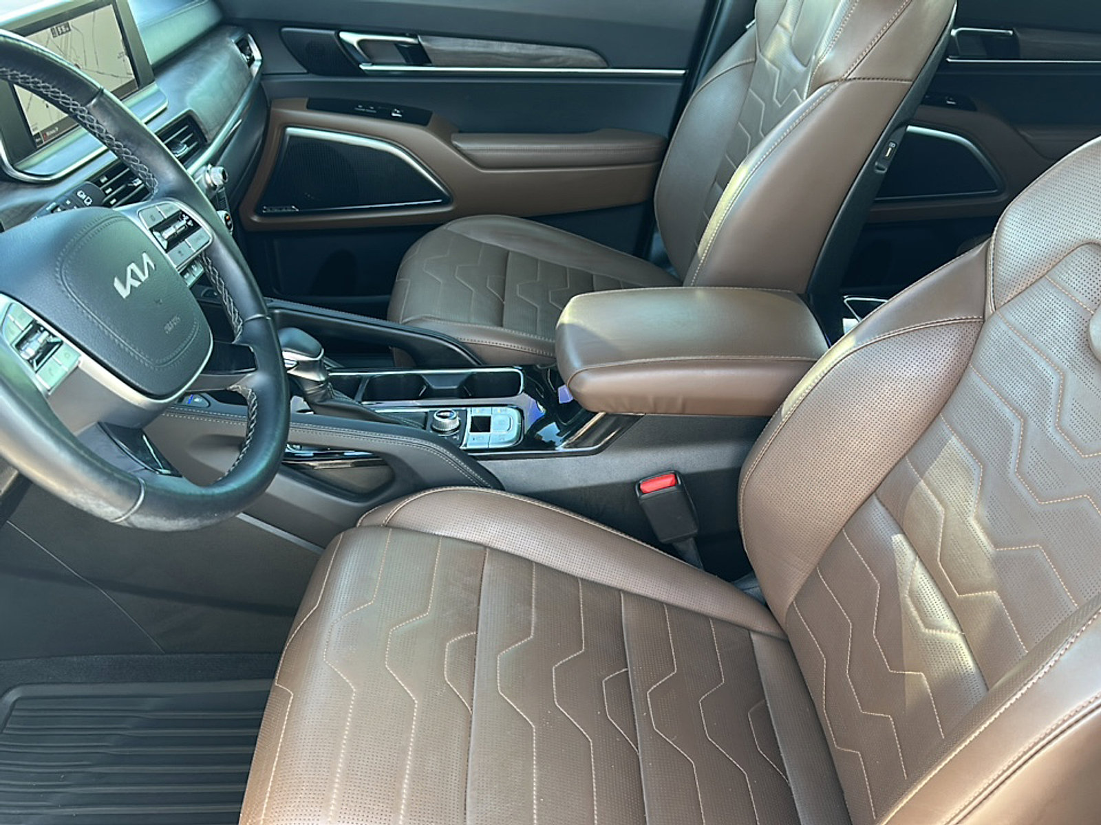 Used 2022 Kia Telluride SX w/ SX Prestige Package image 13