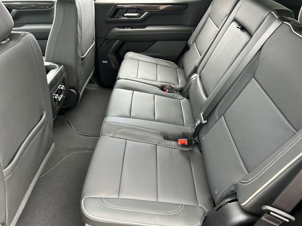 New 2026 GMC Yukon Elevation image 25