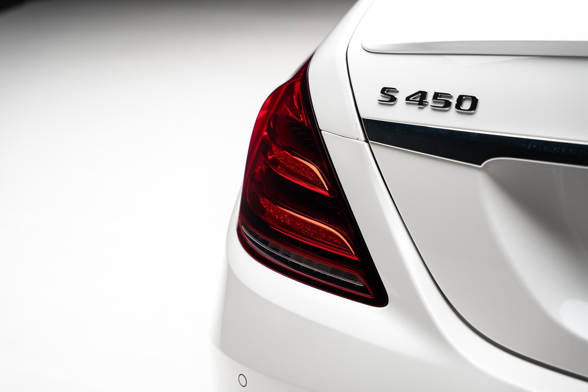 Used 2020 Mercedes-Benz S 450 Sedan image 27