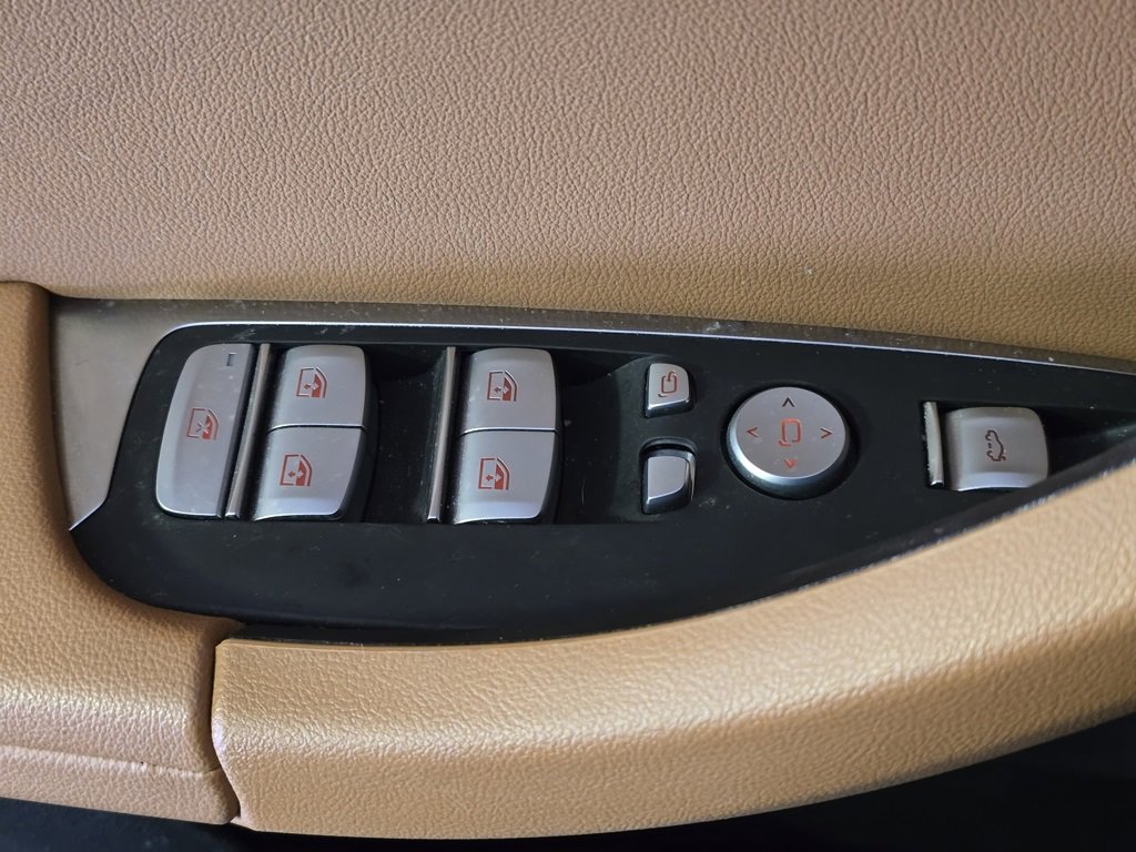 Certified 2023 BMW X3 xDrive30i w/ Premium Package image 10