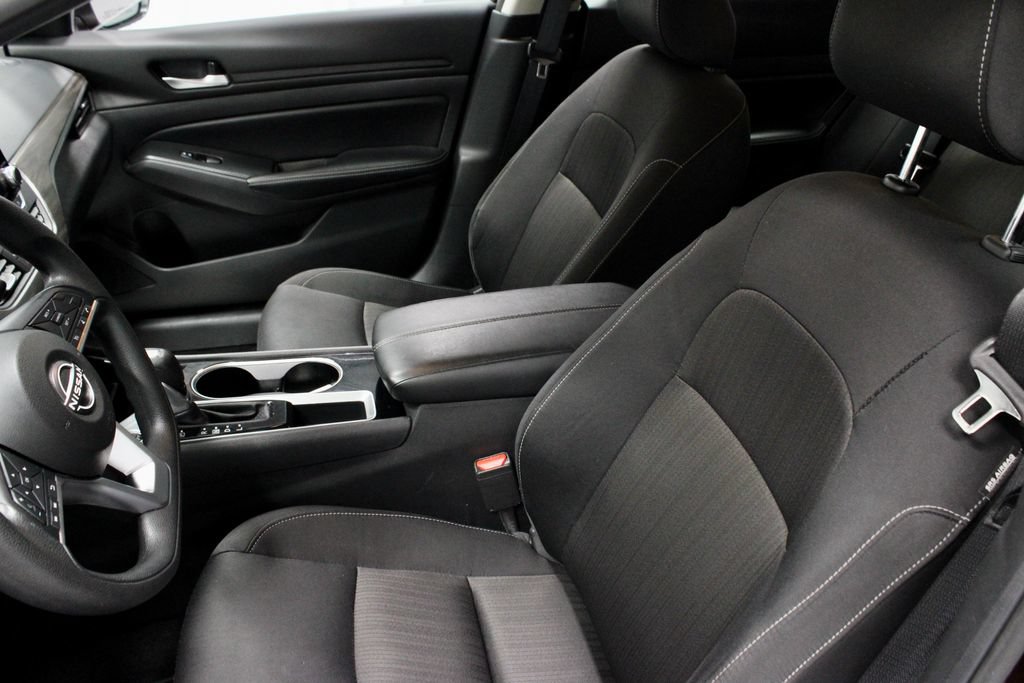Certified 2024 Nissan Altima 2.5 SV FWD image 25