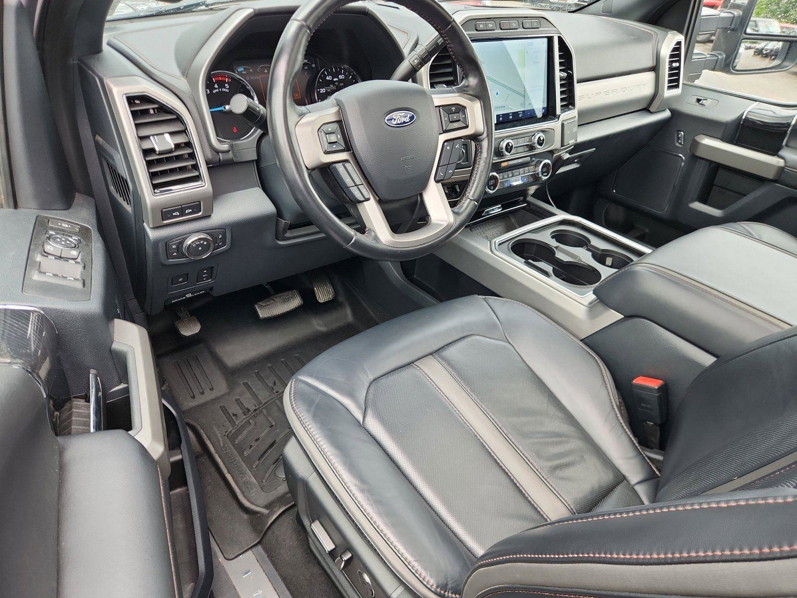 Used 2022 Ford F450 Platinum w/ FX4 Off-Road Package AWD/4WD image 17