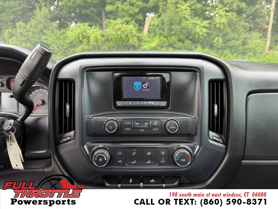 Used 2015 Chevrolet Silverado 1500 W/T AWD/4WD image 17