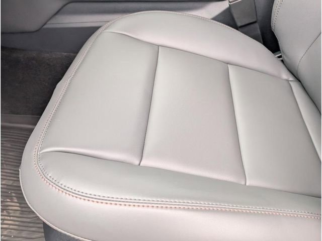 New 2025 Ford Explorer Active w/ Active Comfort Package image 26