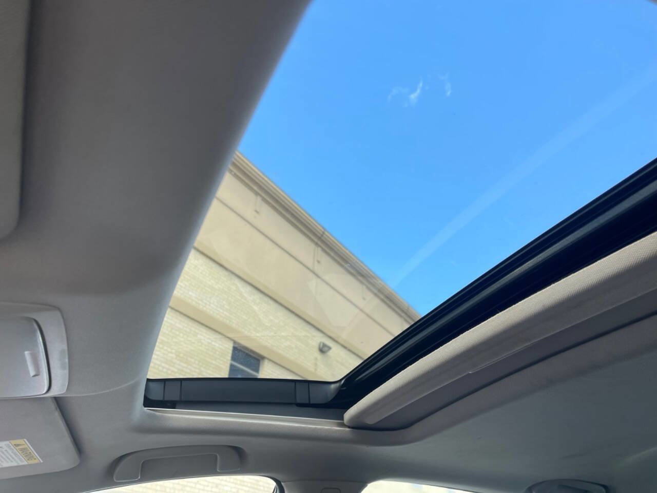 Used 2018 Honda Accord EX image 11