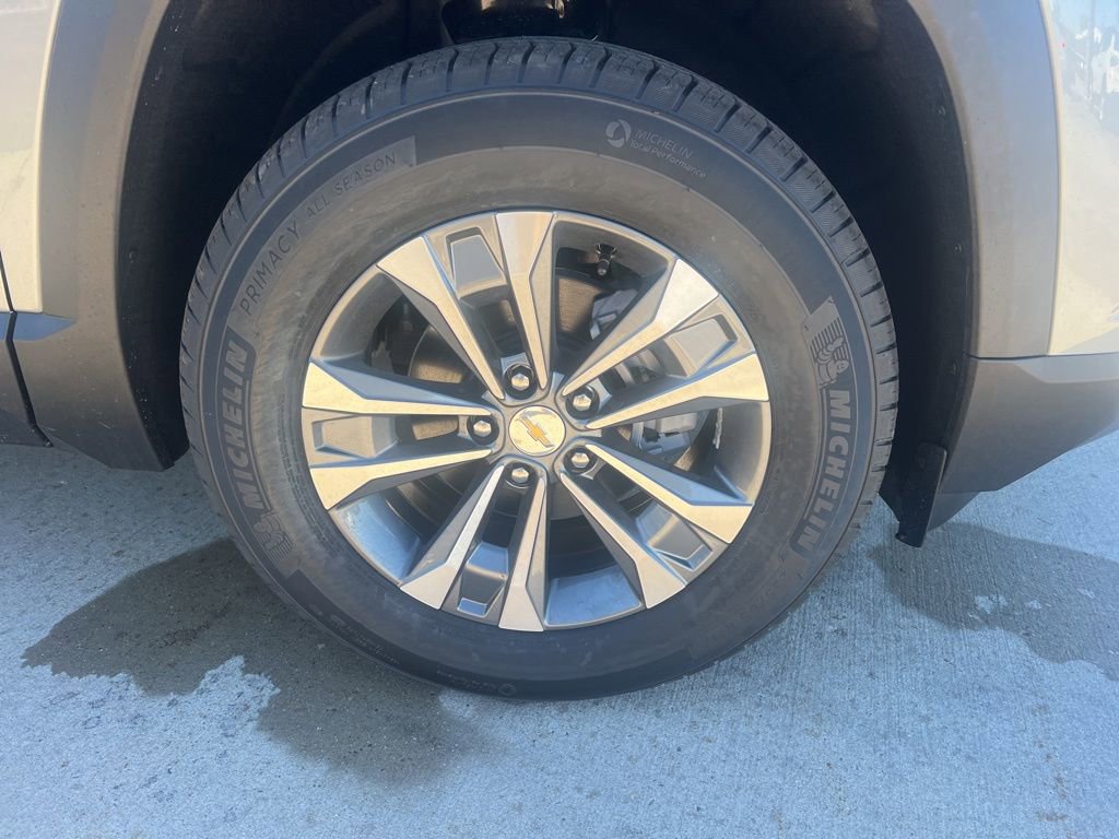 New 2026 Chevrolet Equinox LT w/ Convenience Package II image 44