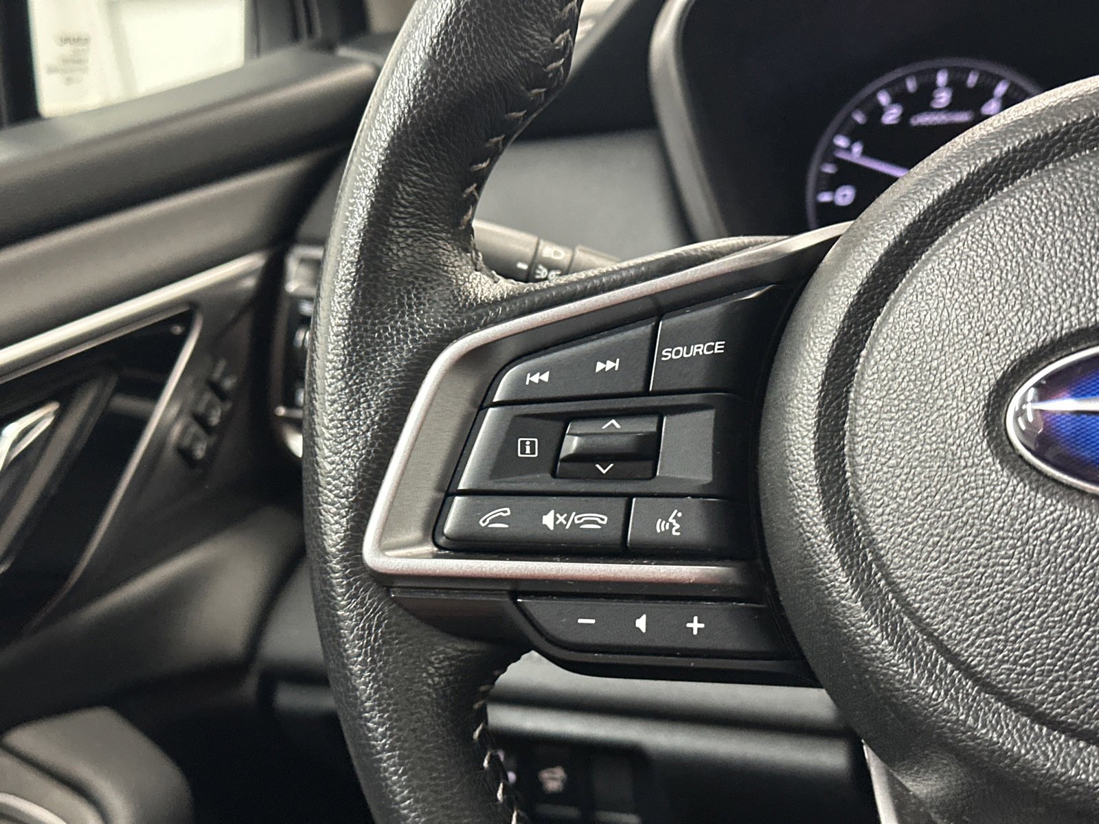 Used 2024 Subaru Outback Limited image 25