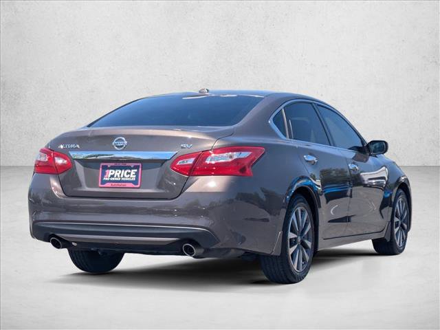 Used 2016 Nissan Altima 2.5 SV FWD image 5
