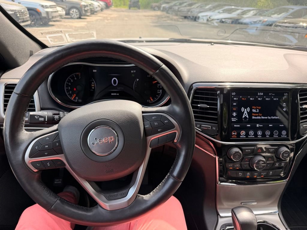 Used 2022 Jeep Grand Cherokee Limited AWD/4WD image 13