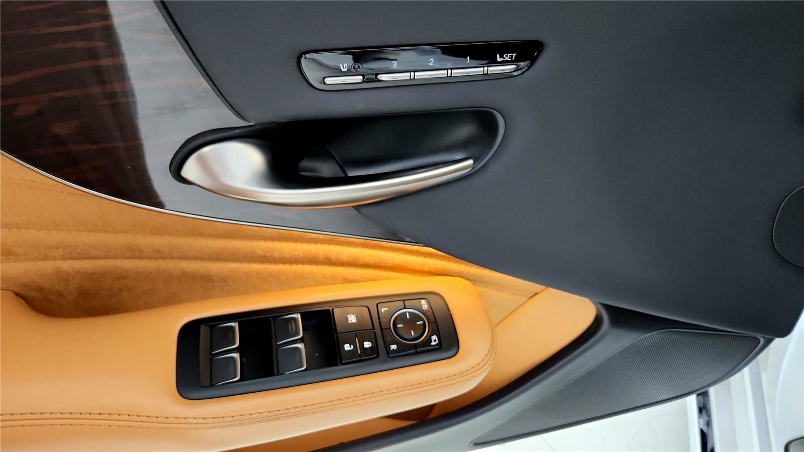 Used 2022 Lexus LS 500 AWD w/ Interior Upgrade Package image 24