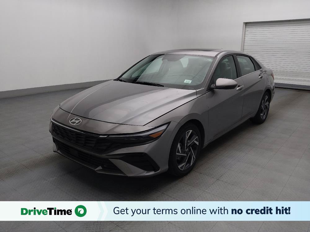 Used 2025 Hyundai Elantra Limited FWD image 1