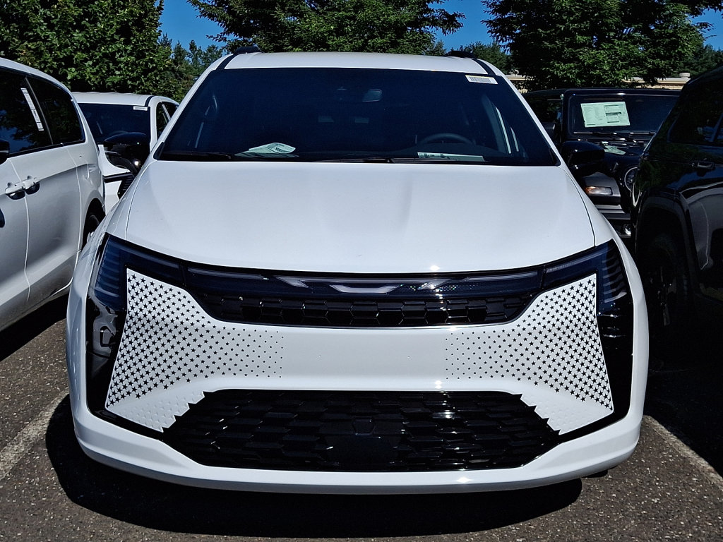 New 2027 Chrysler Pacifica Select FWD image 2