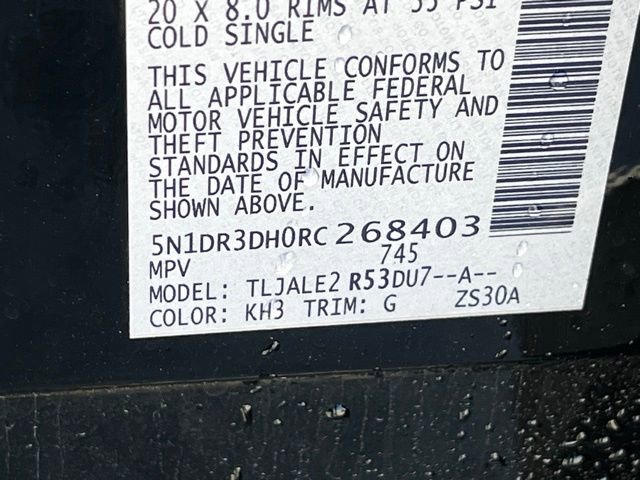 Used 2024 Nissan Pathfinder Platinum image 39