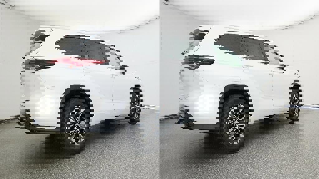 New 2026 Toyota Highlander XLE image 25