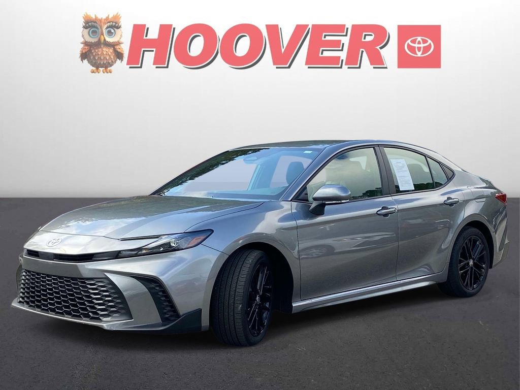 Used 2025 Toyota Camry SE w/ Convenience Package FWD image 6