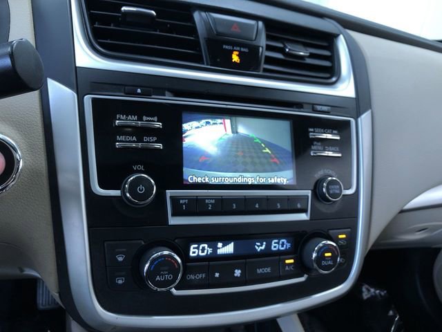 Used 2017 Nissan Altima 2.5 SV w/ Convenience Package FWD image 28