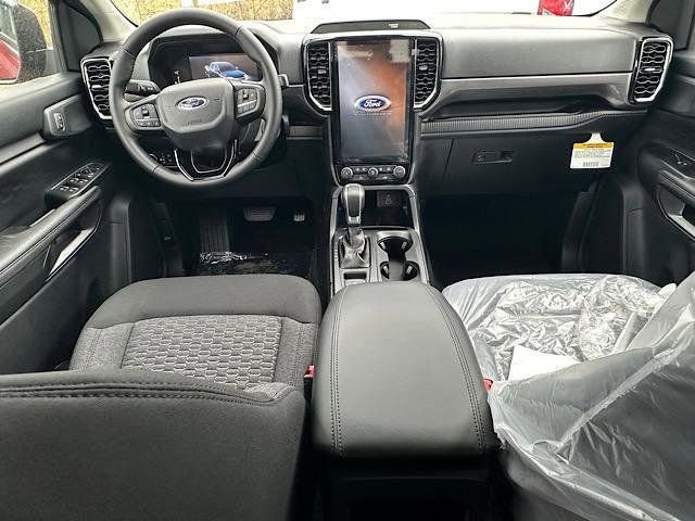 New 2025 Ford Ranger XLT w/ Equipment Group 301A High image 11