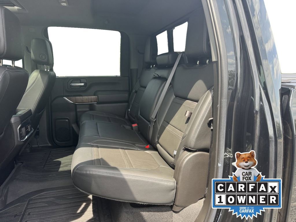 Used 2022 GMC Sierra 3500 Denali AWD/4WD image 16