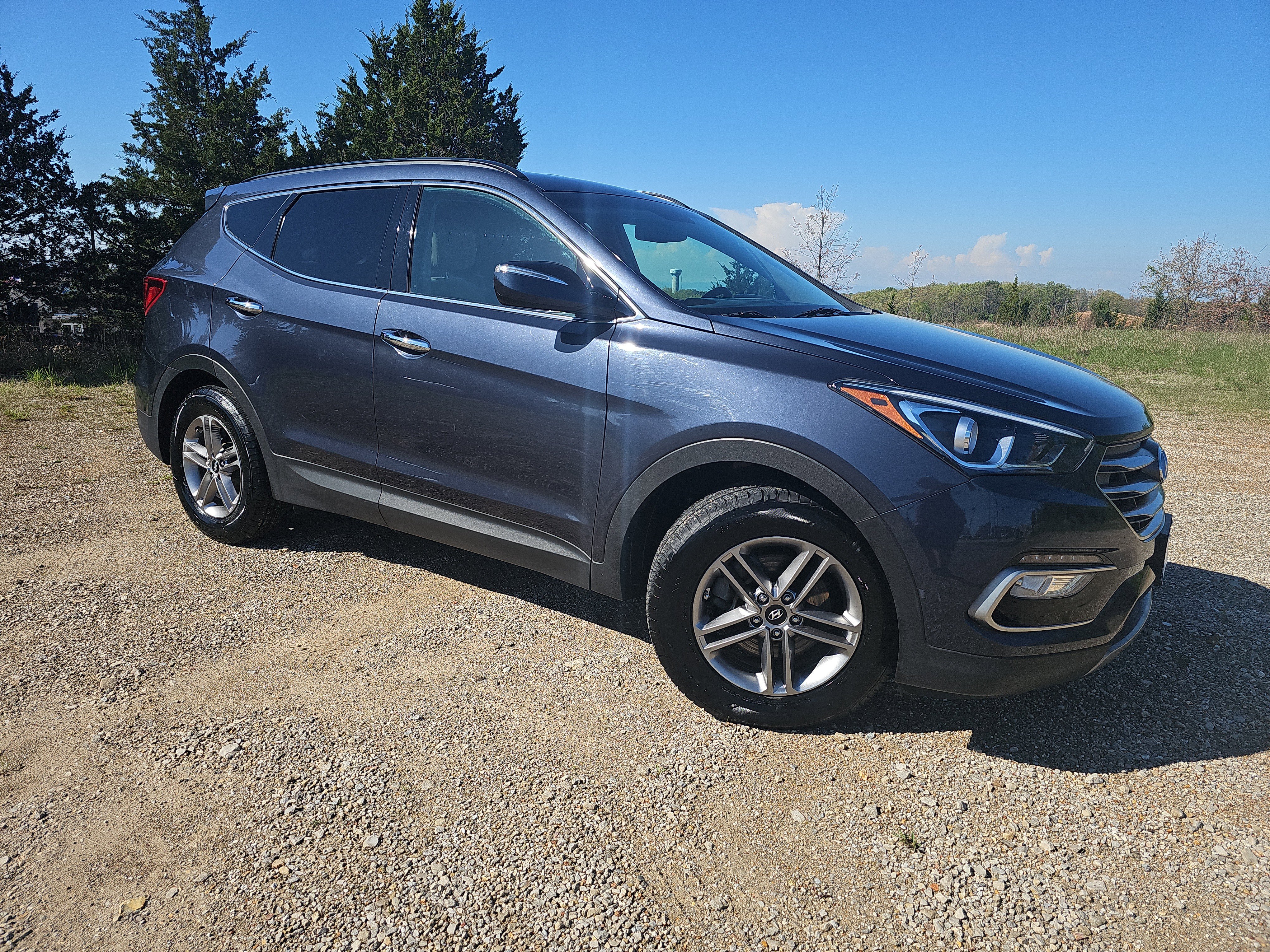 Used 2018 Hyundai Santa Fe Sport image 2
