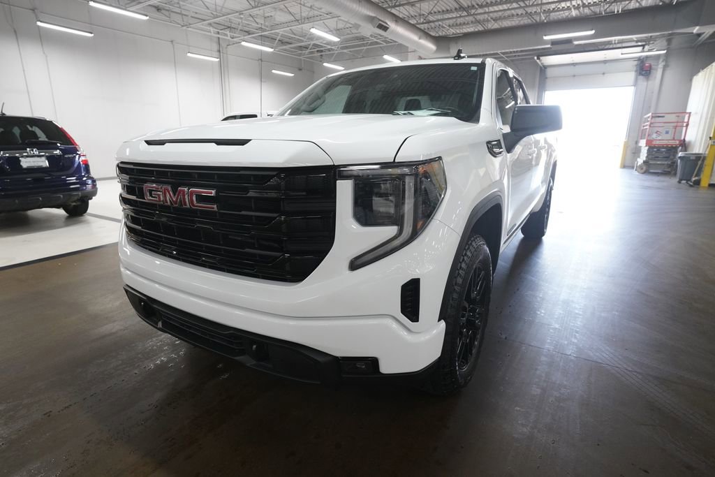 Used 2025 GMC Sierra 1500 Elevation AWD/4WD image 12