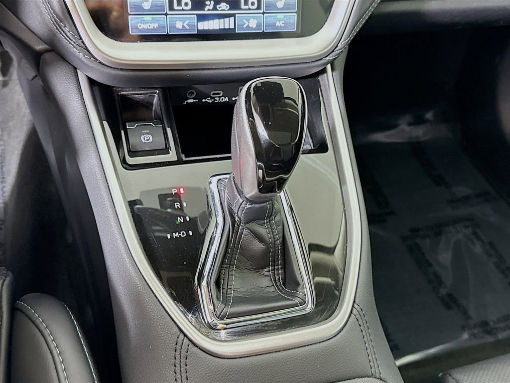 Certified 2023 Subaru Outback Limited AWD/4WD image 10