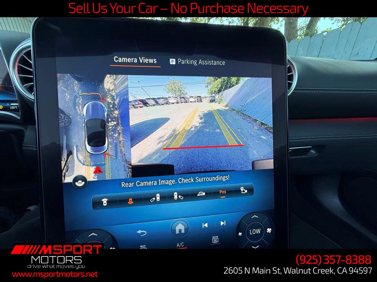Used 2022 Mercedes-Benz SL 55 AMG 4MATIC w/ AMG Night Package II image 32
