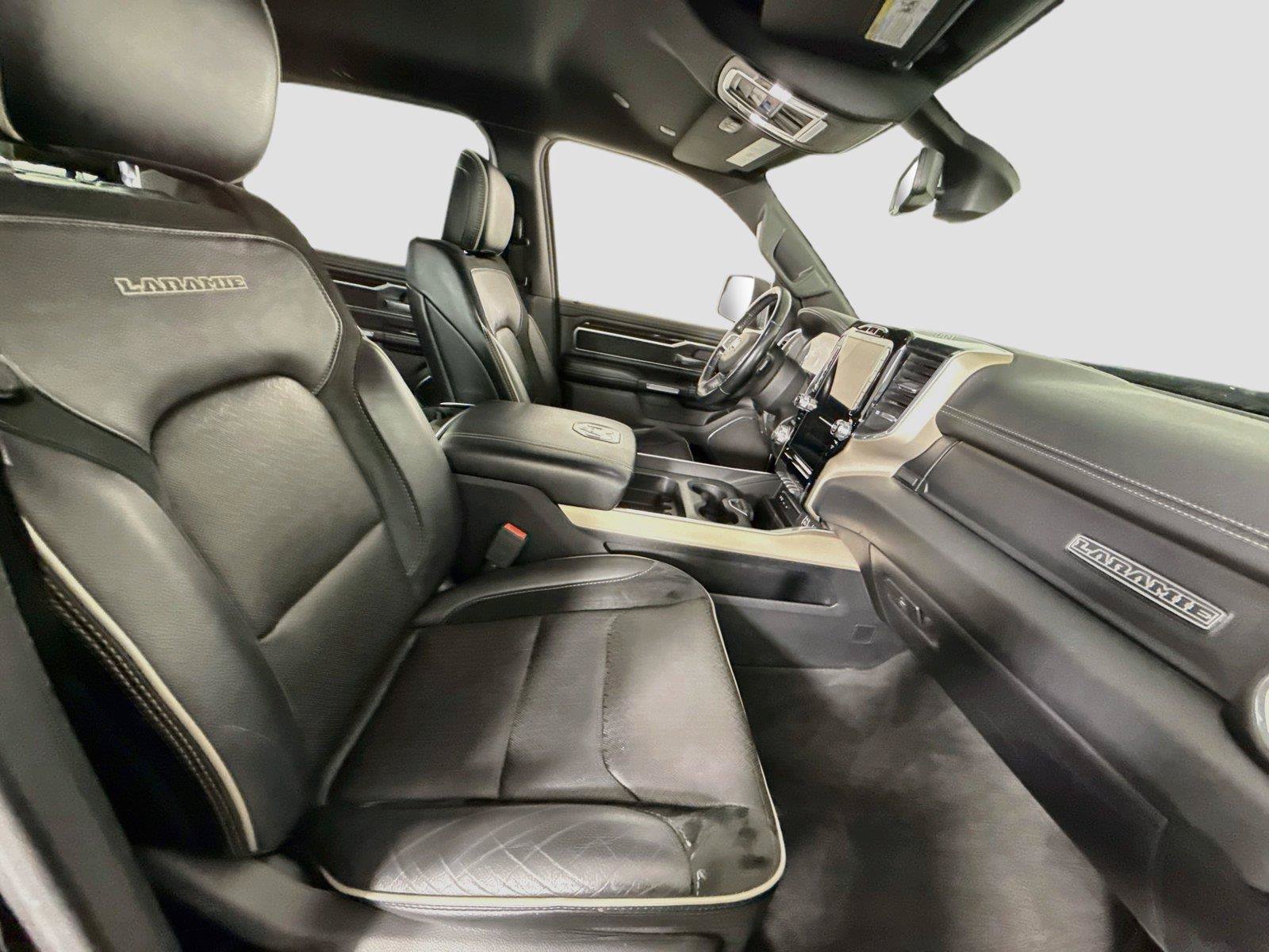 Used 2019 RAM 1500 Laramie AWD/4WD image 30