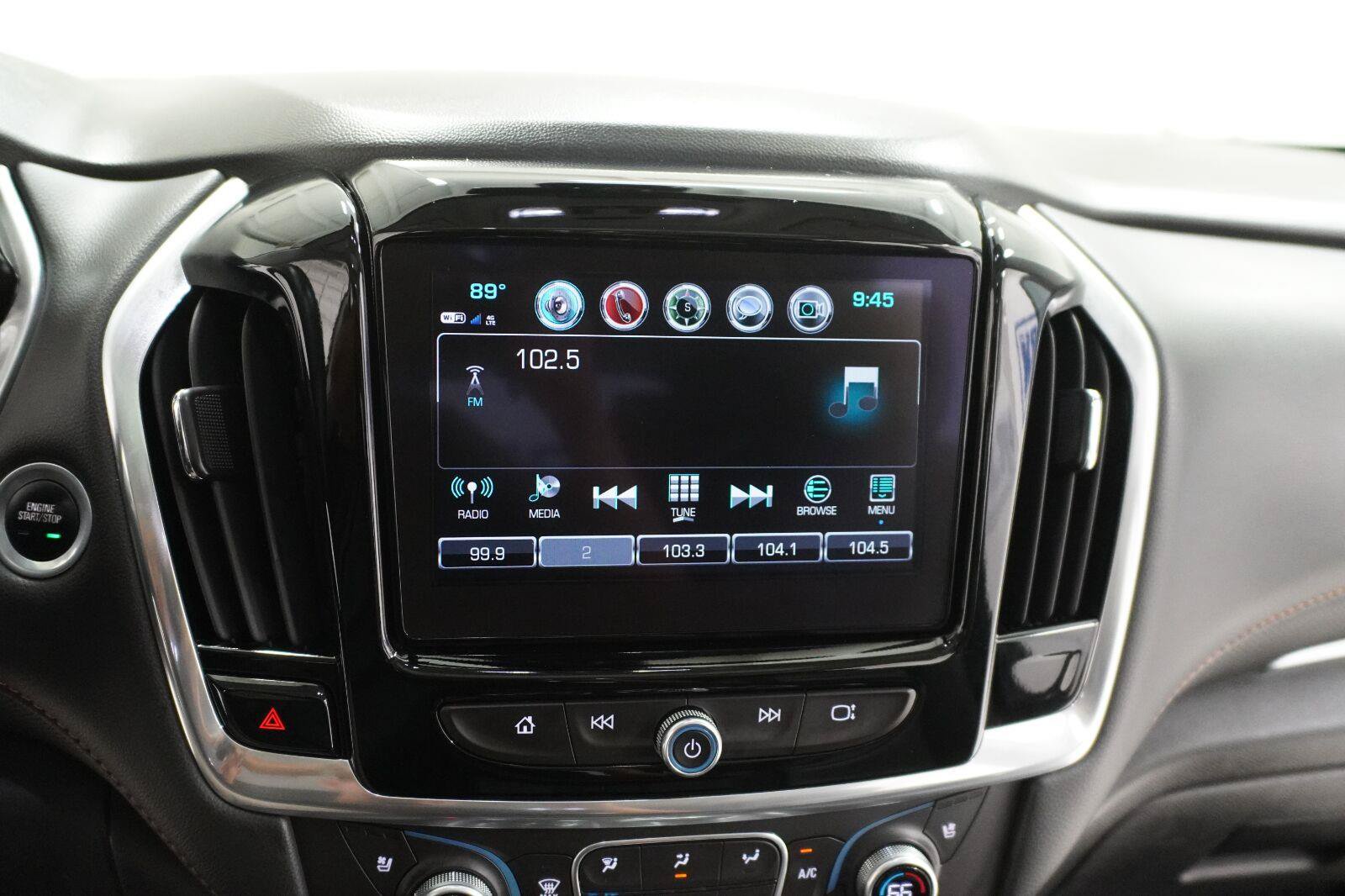 Used 2018 Chevrolet Traverse Premier w/ Driver Confidence II Package FWD image 16