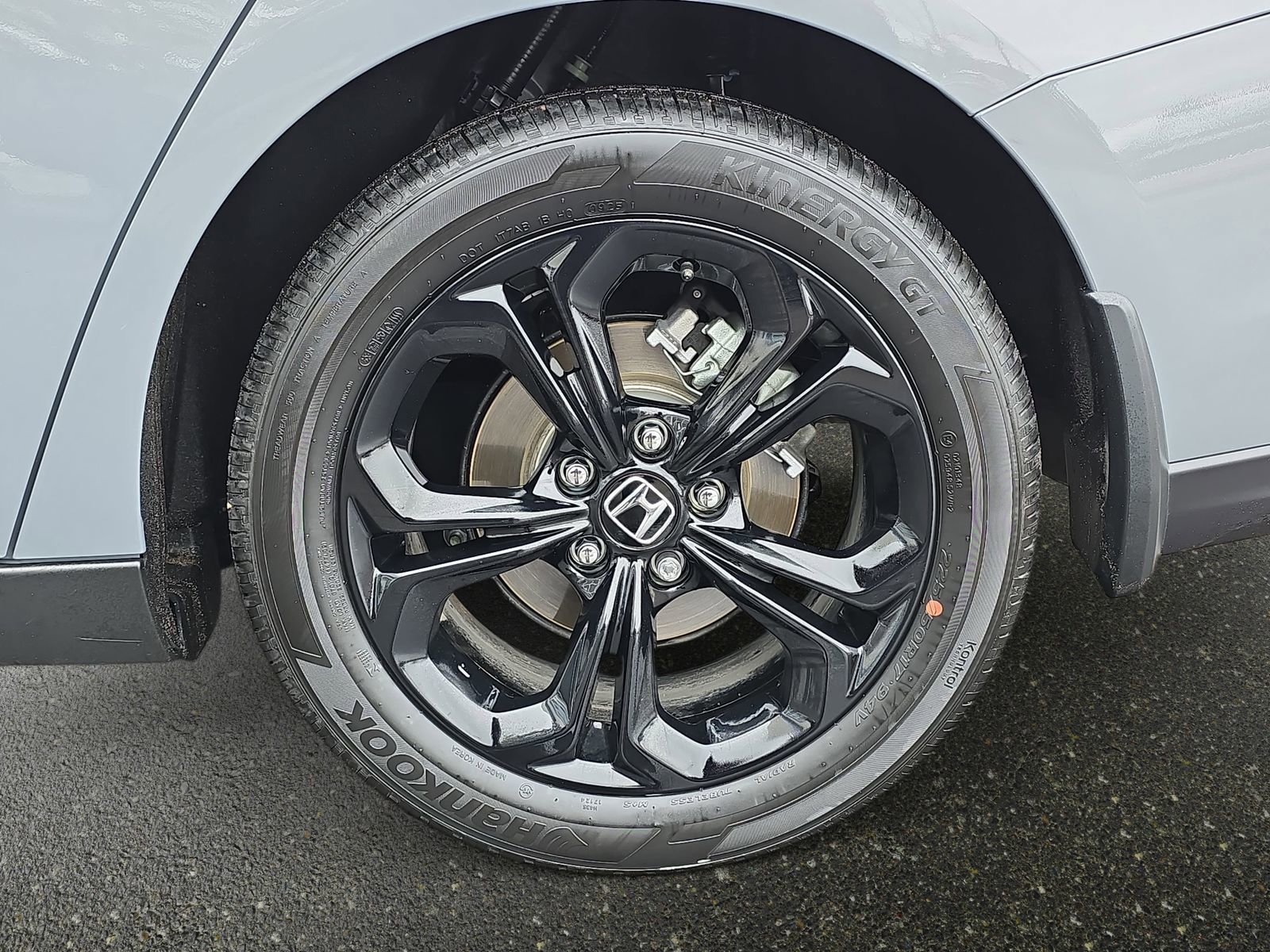 Used 2025 Honda Accord SE image 32
