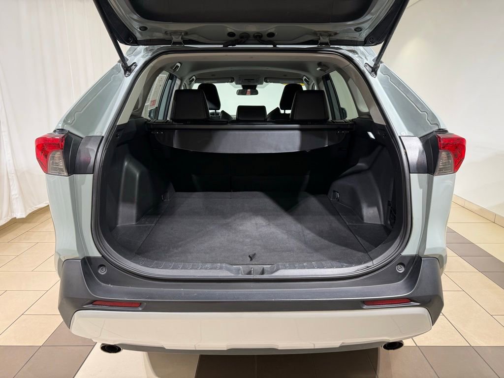 Used 2023 Toyota RAV4 Adventure image 11