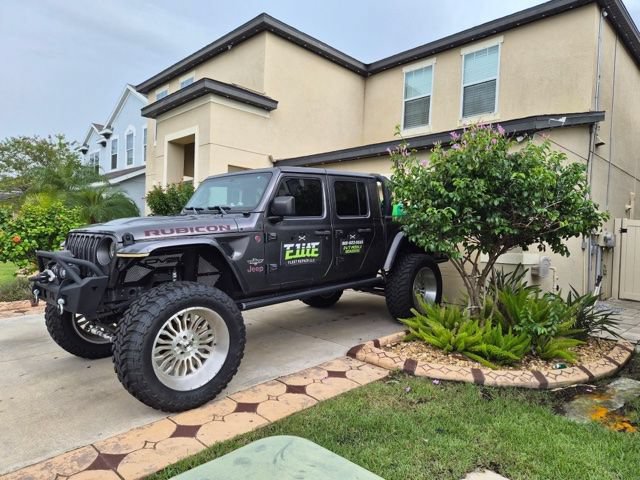 Used 2021 Jeep Gladiator Rubicon AWD/4WD image 3