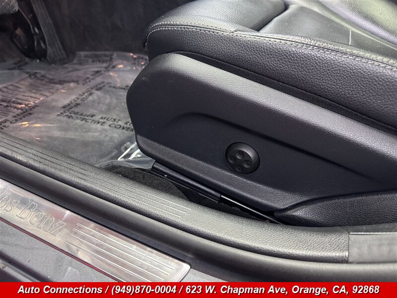 Used 2018 Mercedes-Benz C 300 Sedan image 28