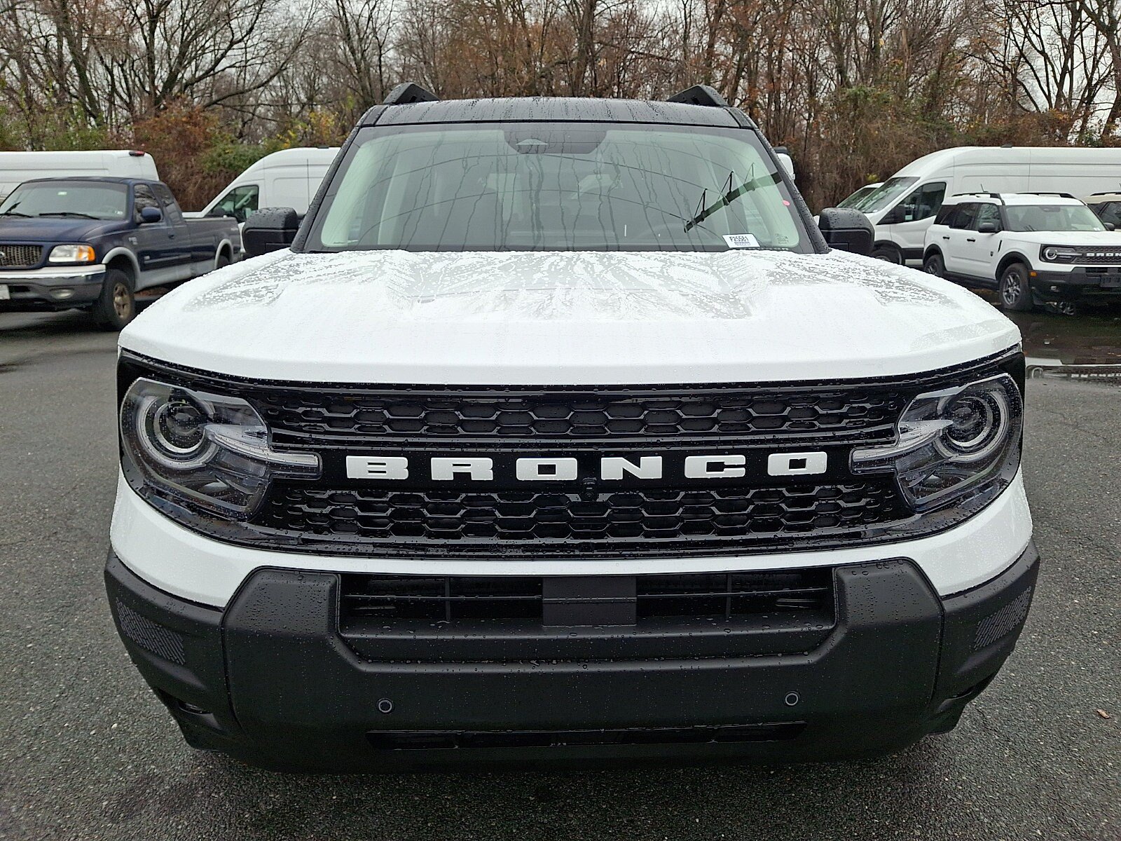 New 2025 Ford Bronco Sport Outer Banks w/ Outer Banks Tech Package+ AWD/4WD image 2