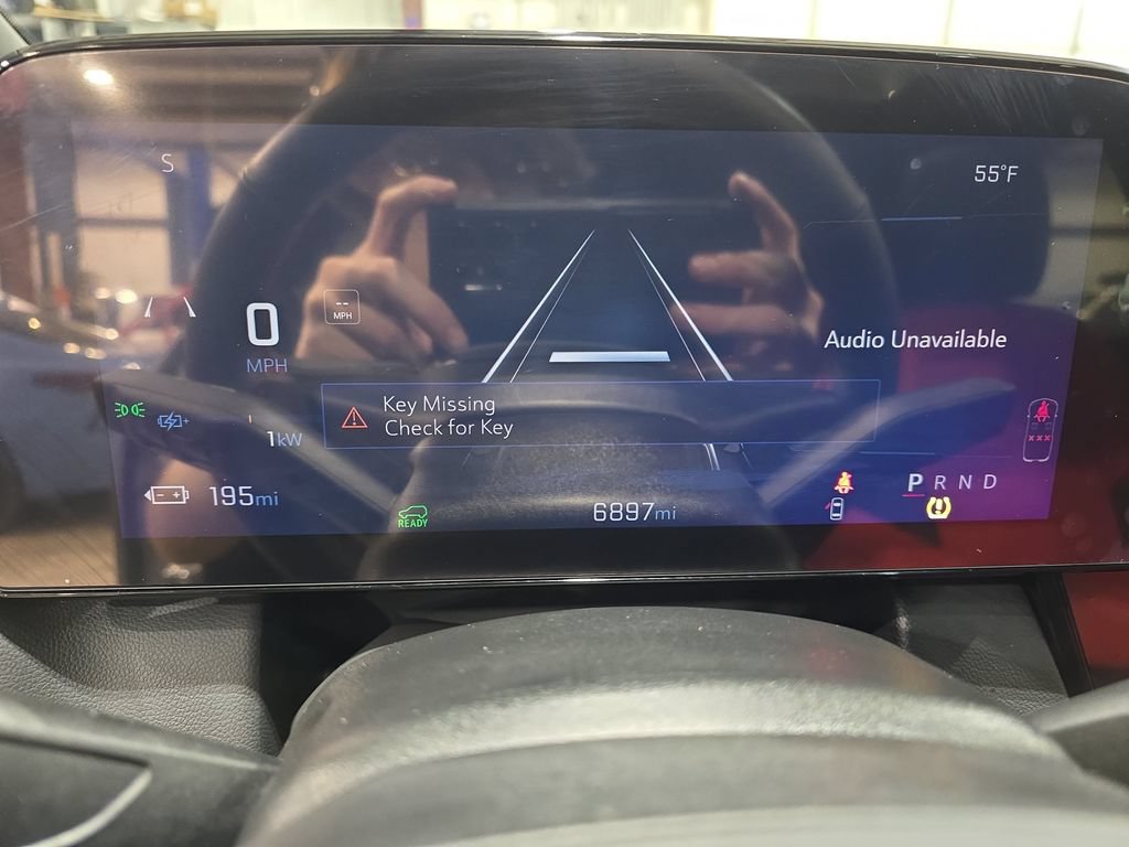 New 2025 Chevrolet Equinox EV RS w/ LPO, Illumination Package AWD/4WD image 20