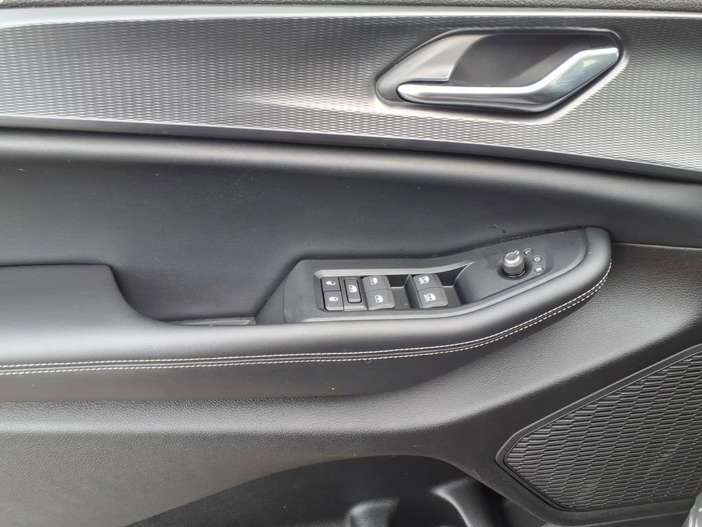 Certified 2024 Jeep Grand Cherokee L Laredo image 14