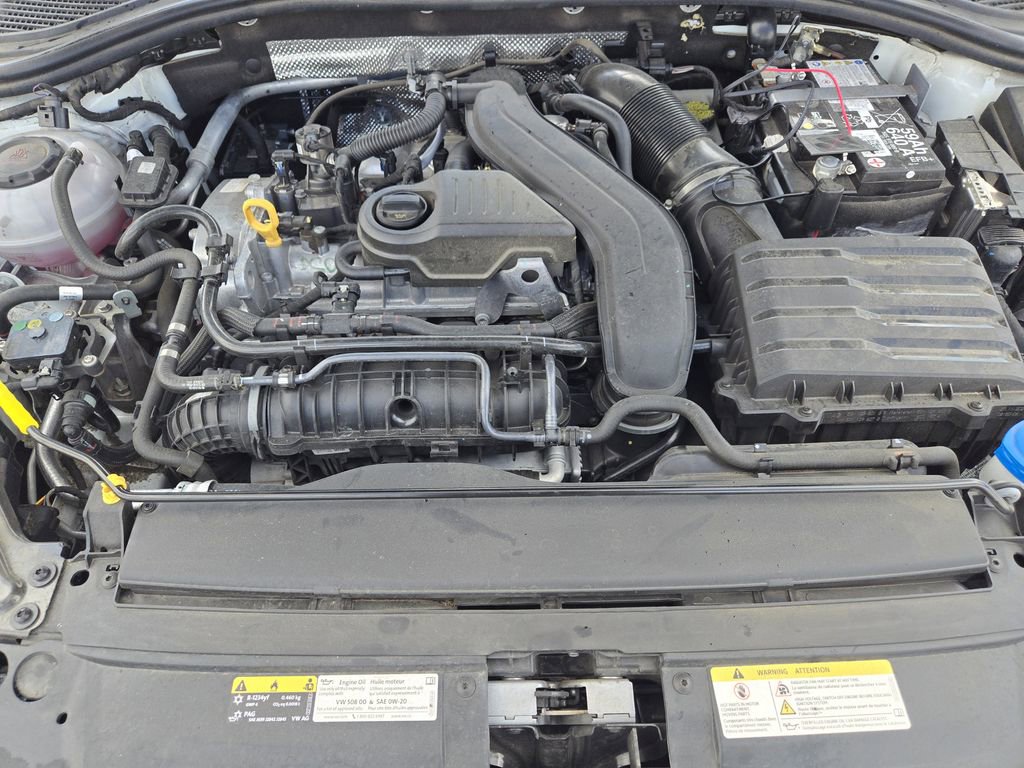 Used 2025 Volkswagen Jetta SE w/ Black Wheel Package image 31