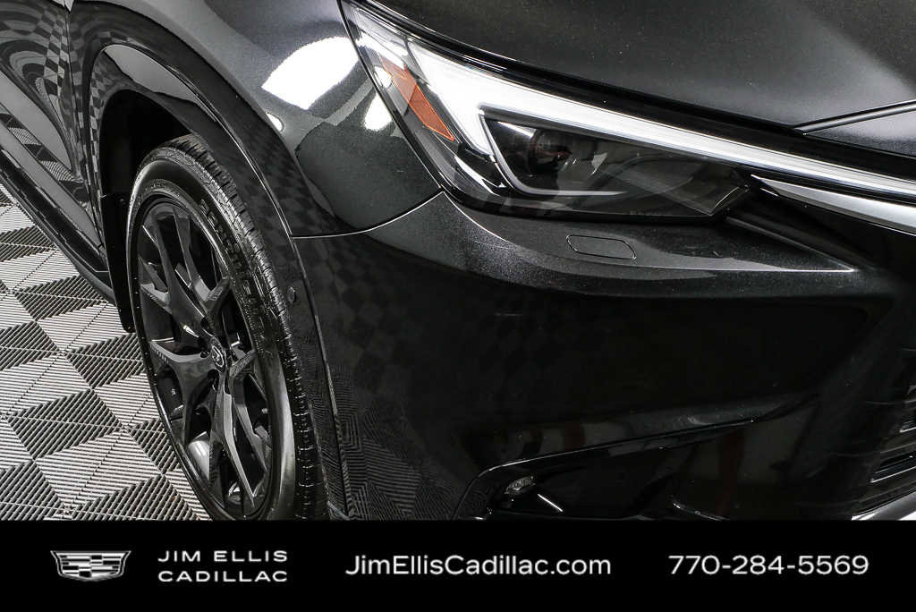 Used 2024 Lexus TX 500h AWD w/ Technology Package image 38