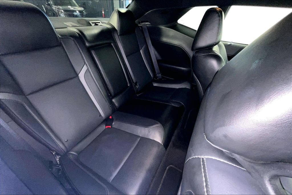 Used 2016 Dodge Challenger R/T Plus RWD image 30