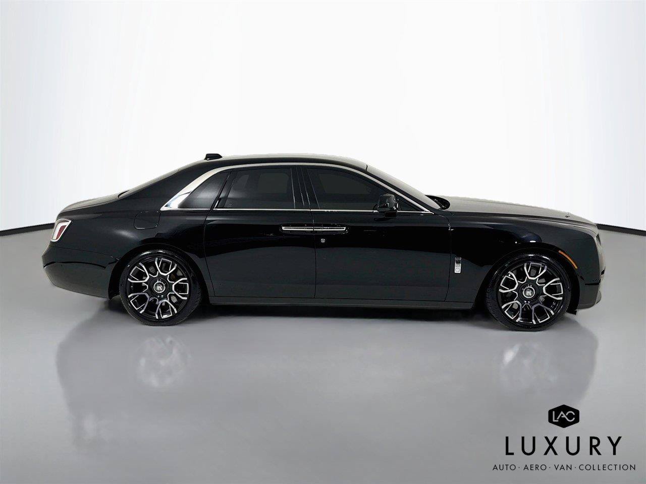 Used 2025 Rolls-Royce Ghost AWD/4WD image 6