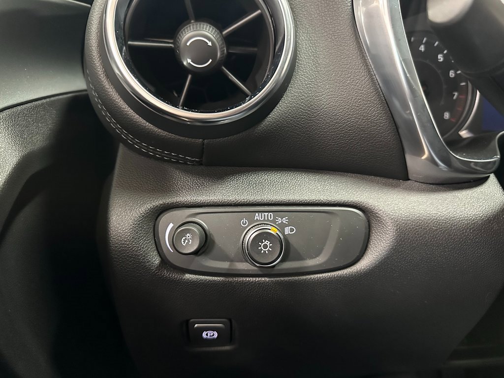 Used 2021 Chevrolet Blazer LT image 19