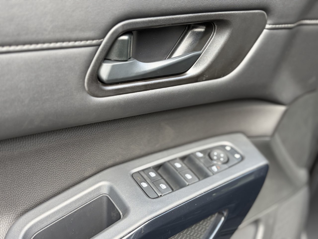 New 2026 Nissan Pathfinder SV FWD image 15