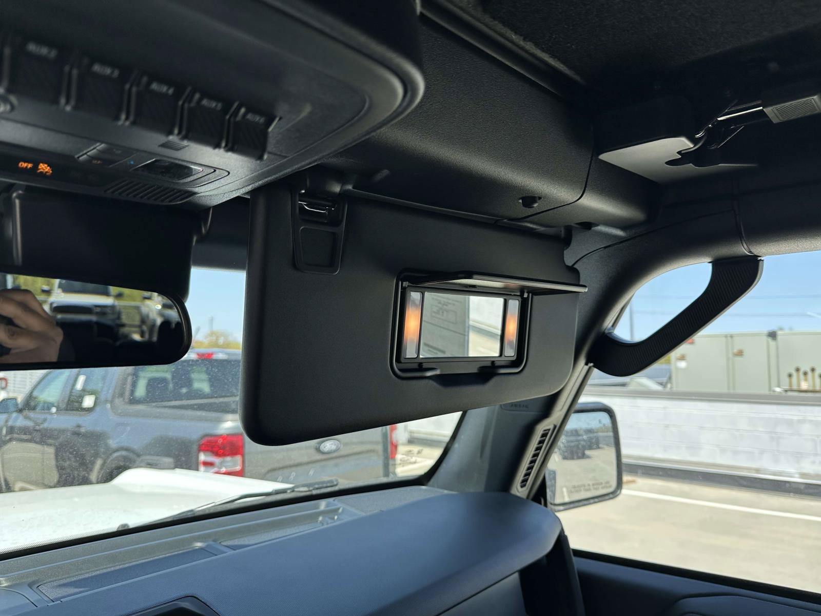 New 2026 Ford Bronco Big Bend w/ Black Diamond Package AWD/4WD image 16