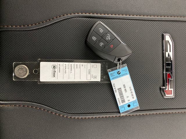 Certified 2025 GMC Sierra 2500 AT4 w/ AT4 Premium Plus Package image 30