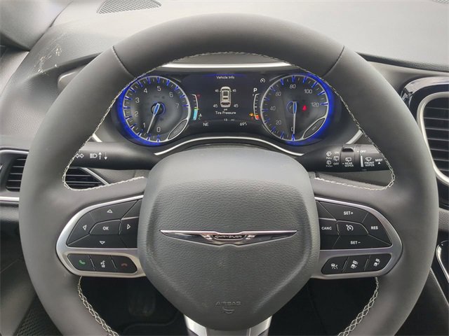 New 2026 Chrysler Voyager LX image 32