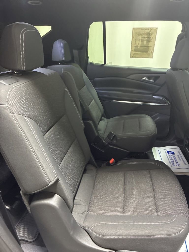 Used 2024 Chevrolet Traverse LT w/ LPO, Floor Liner Package AWD/4WD image 20
