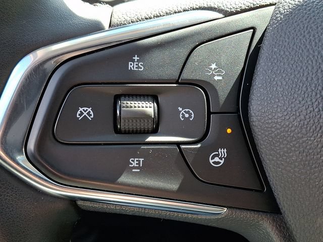 Used 2024 Chevrolet Trax ACTIV w/ Sunroof Package FWD image 21